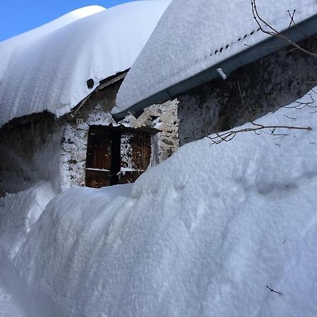 B&B L'Abric - Centro Storico Di Limonetto ลีโมเน เปียมอนเต ภายนอก รูปภาพ