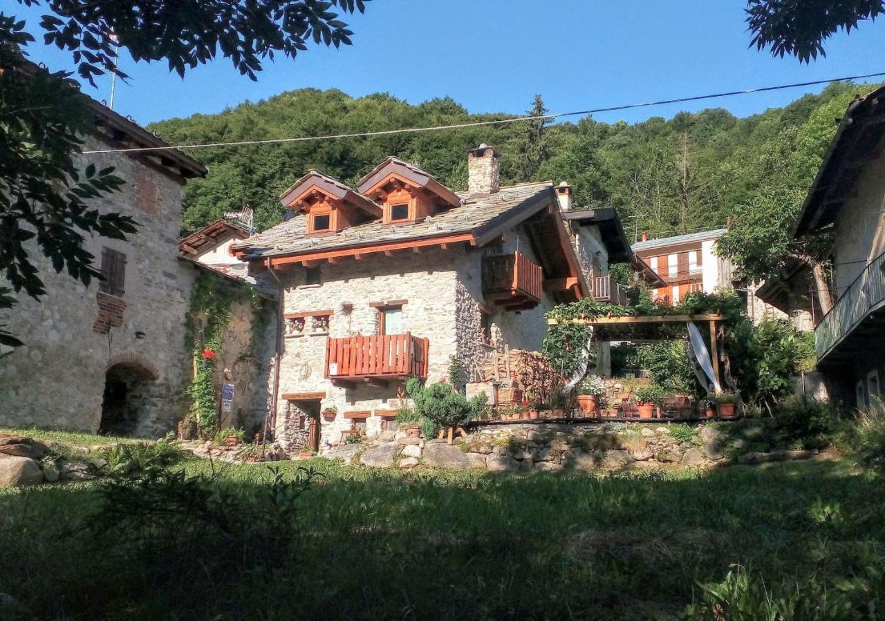B&B L'Abric - Centro Storico Di Limonetto ลีโมเน เปียมอนเต ภายนอก รูปภาพ