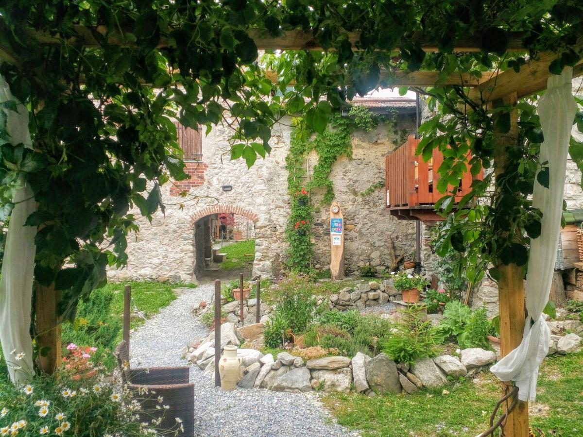 B&B L'Abric - Centro Storico Di Limonetto ลีโมเน เปียมอนเต ภายนอก รูปภาพ